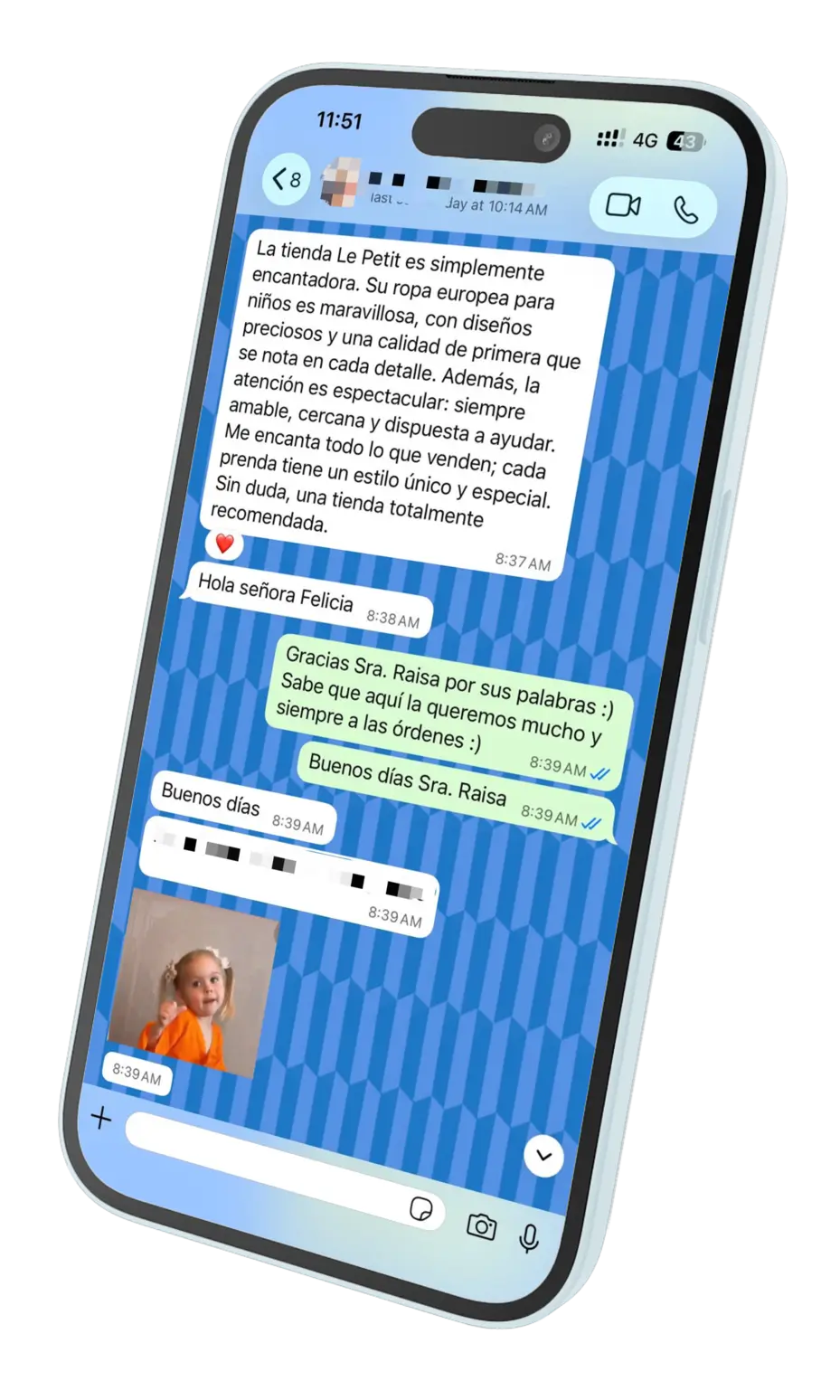 Conversación de WhatsApp con una clienta satisfecha